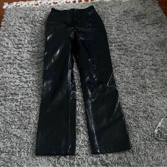 Abercrombie and Fitch The 90s Straight Ultra High Rise leather Pants size 26/2 - Picture 1 of 3